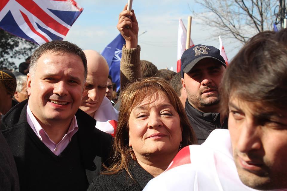 რუსუდან ცირეკიძე: „ტრასაზე გაჭედილი მაგნოლიასავით მიგვათრევს რუსი ოლიგარქი იმპერიის უკანა ეზოში ჩასარგავად“